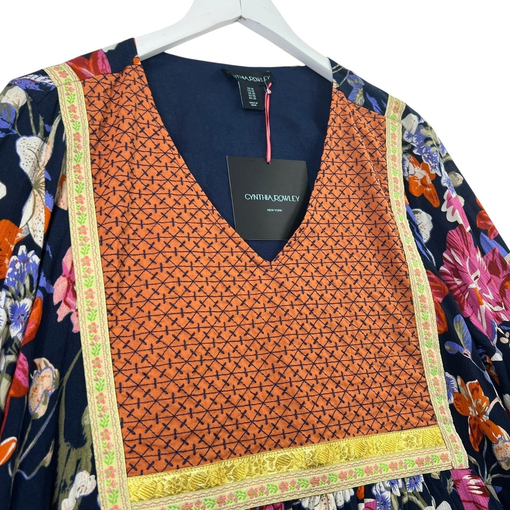 Cynthia Rowley Floral Tunic Women 1X Navy Blue Boho Embroidered V-Neck Top - Picture 5 of 9